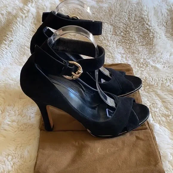 Gucci Suede Heels - Picture 1 of 7